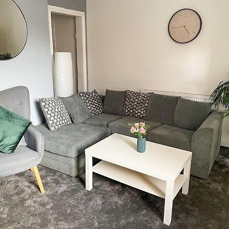 Apartament Perfect For Contractors & Families! 7 Beds Free Parking Birmingham Zewnętrze zdjęcie